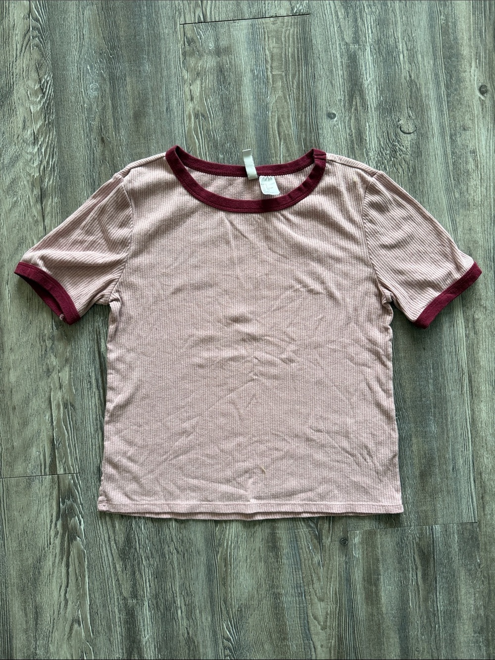 H&M Dusty Pink Ribbed Ringer Tee with Burgundy Trim